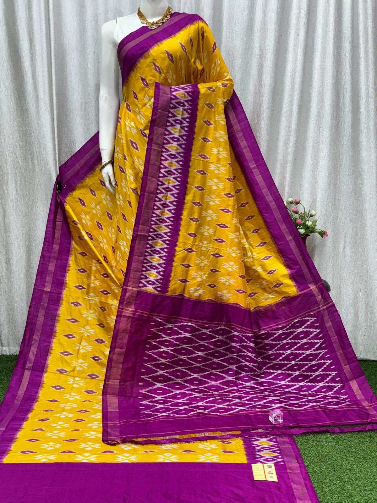 Lightweight Ikat Silk - PASKG11-LSWBCTDCD-05