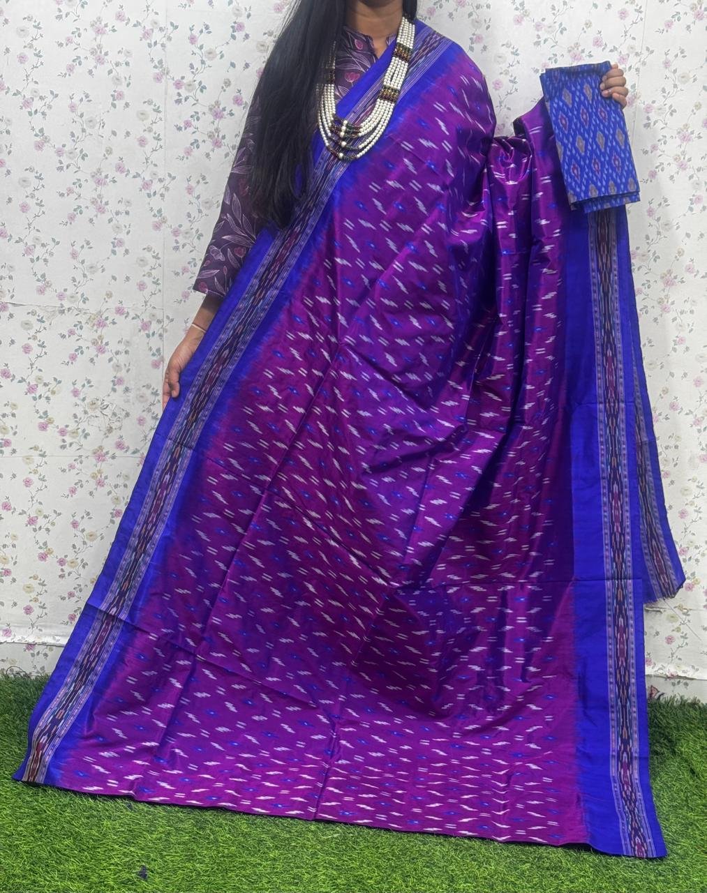 Lightweight Ikat Silk - PSDHG11-LSWBCXFDD-03
