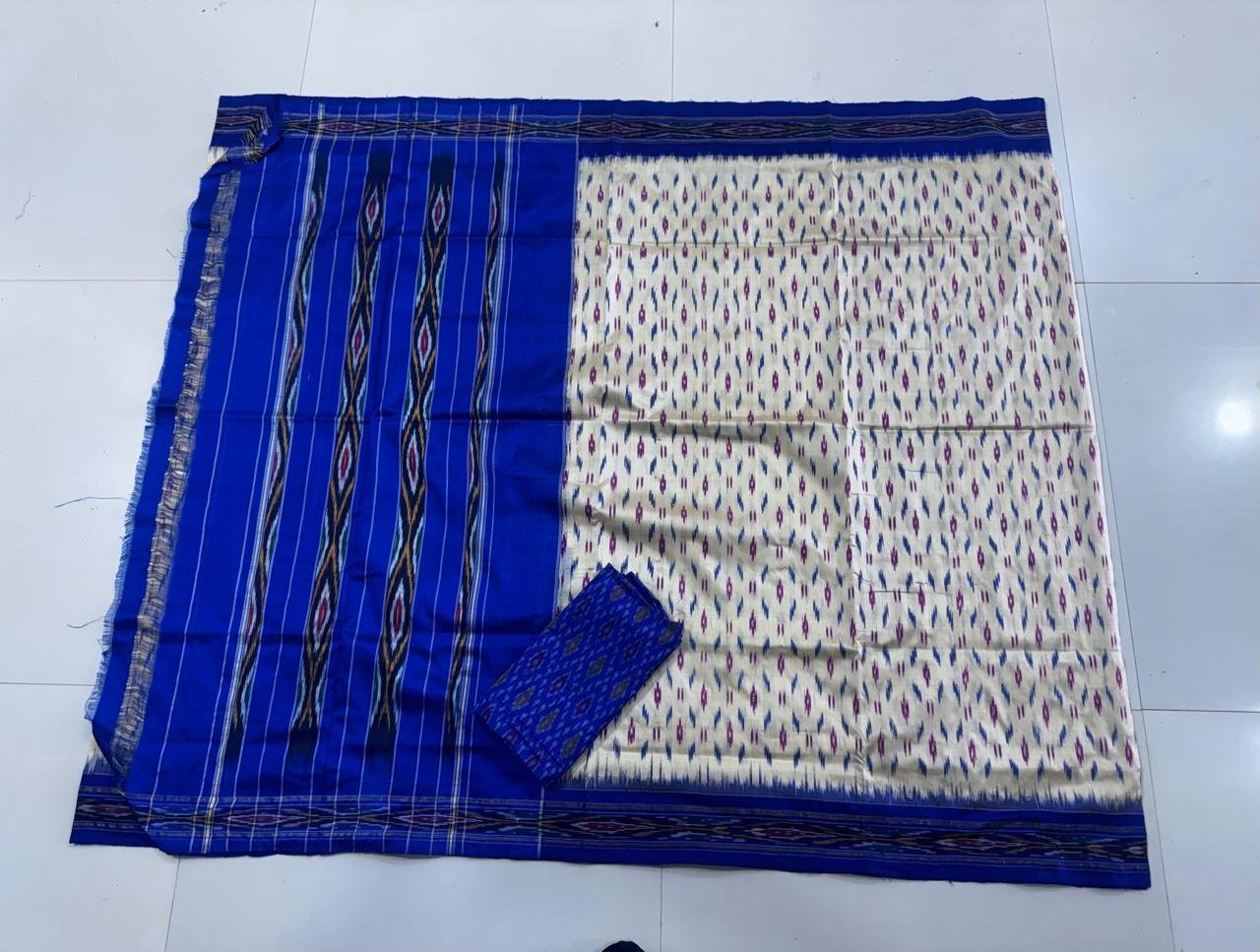 Lightweight Ikat Silk - PSDHG26-LSWBCXFDD-02