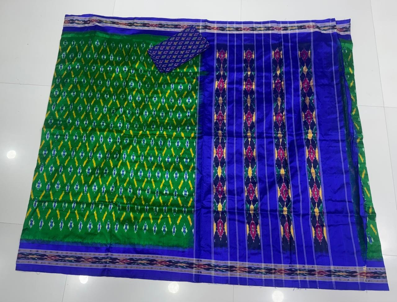 Lightweight Ikat Silk - PSDHO26-LSWBCXSCD-05