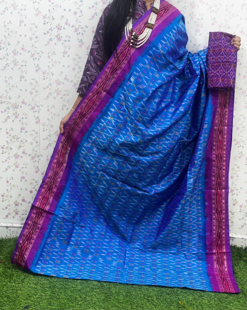 Lightweight Ikat Silk - PSDHS08-LSWBCXFDD-04