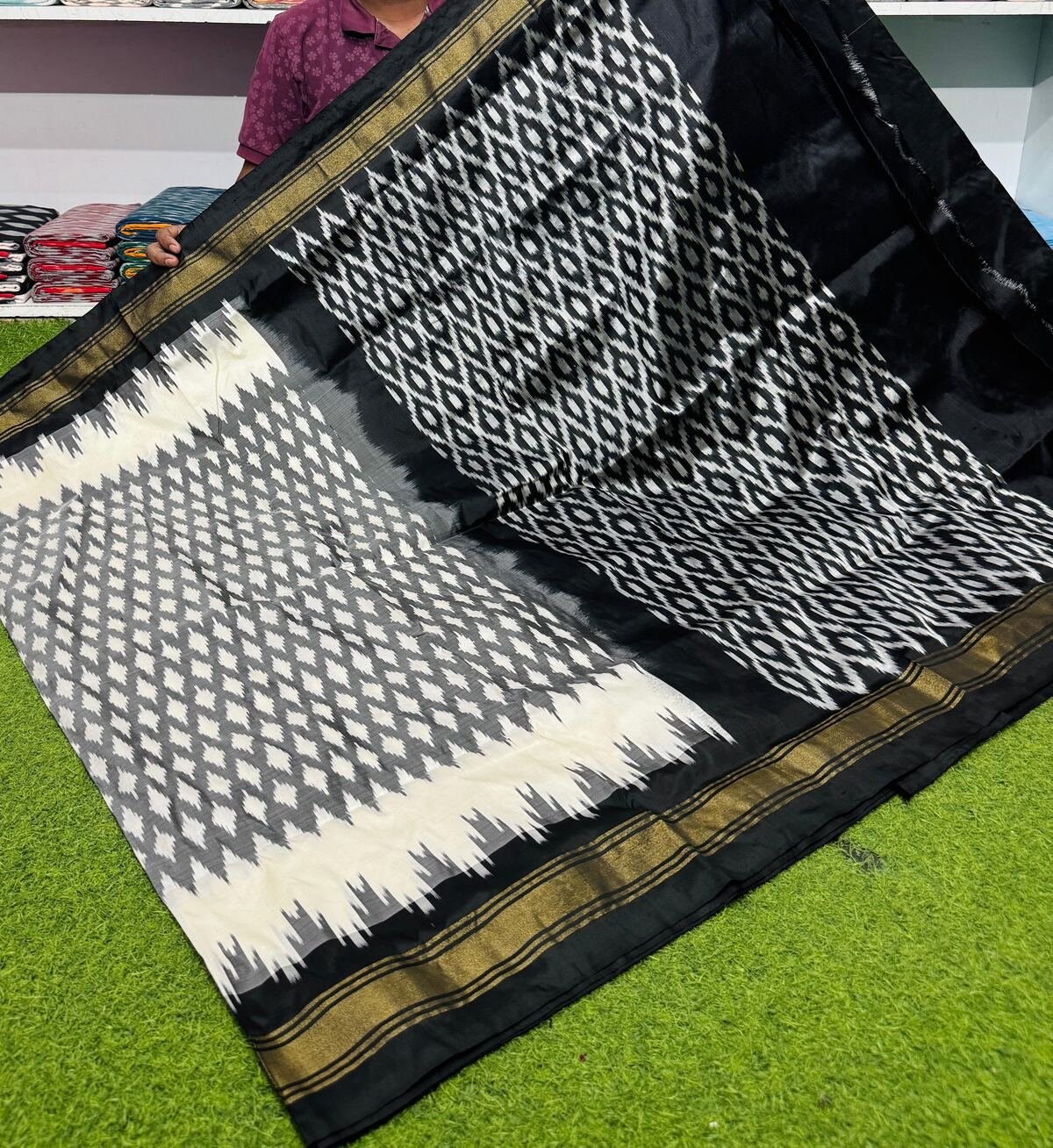 Lightweight Ikat Silk - PSRGG19-LSWBCTDCC-12