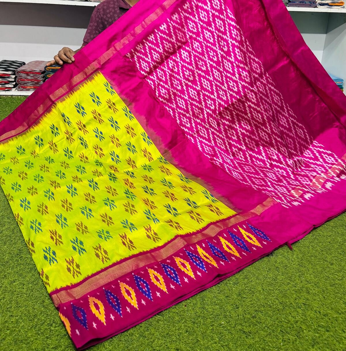 Lightweight Ikat Silk - PSRGG19-LSWBCTDCC-14