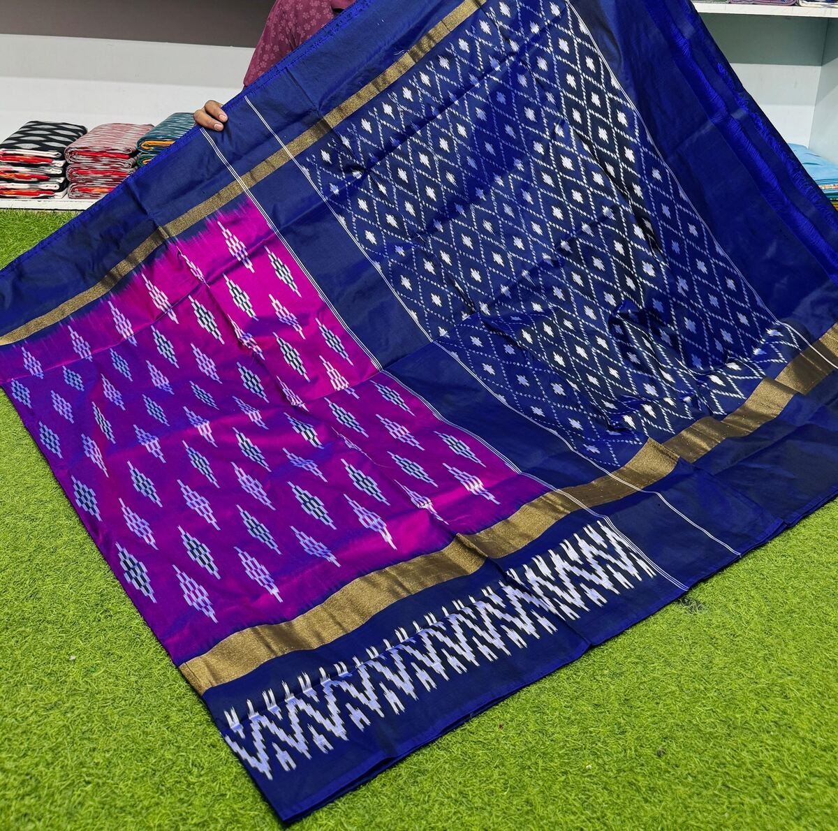 Lightweight Ikat Silk - PSRGG19-LSWBCTDCC-26