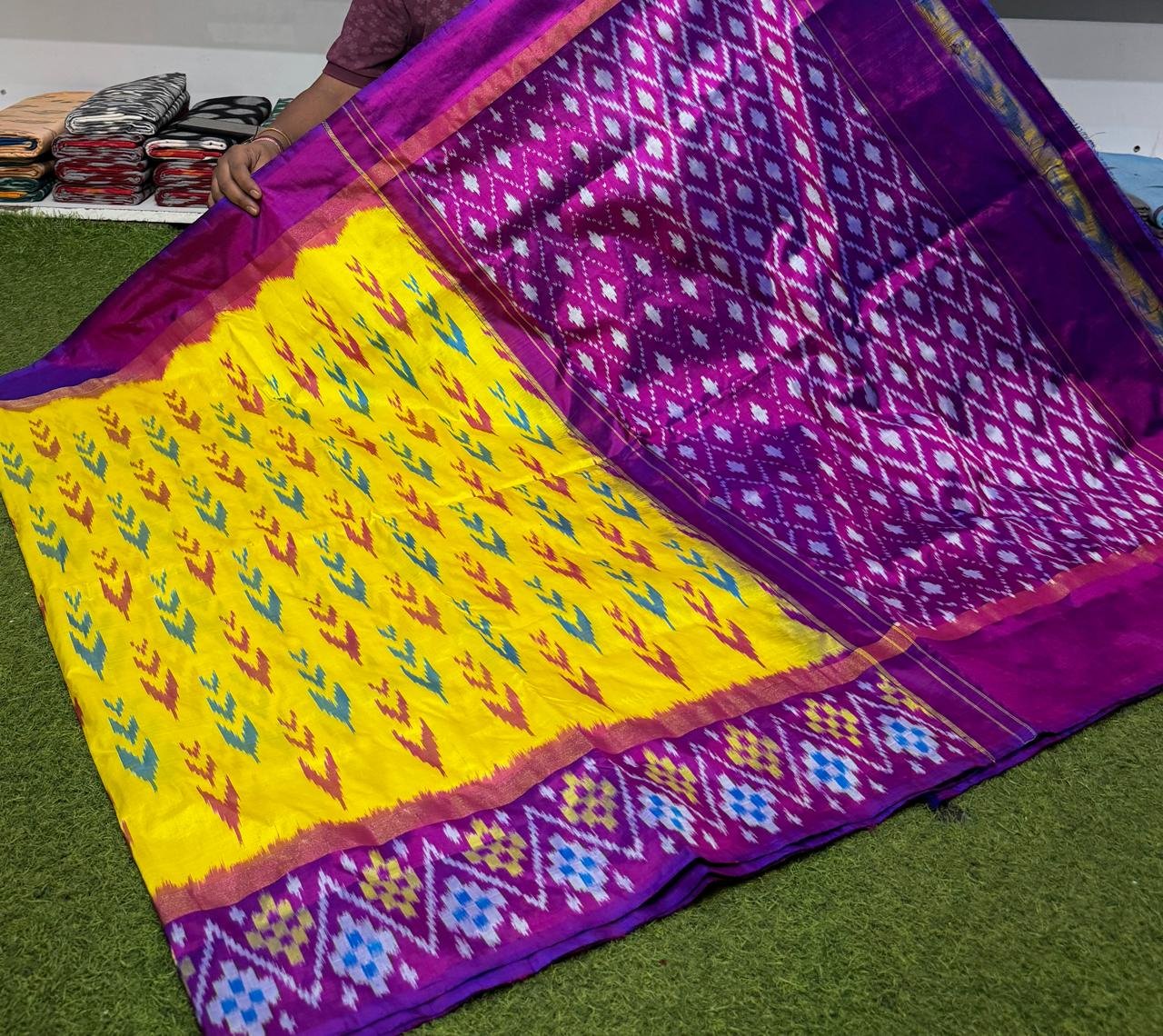 Lightweight Ikat Silk - PSRGO01-LSWBDTZCD-06