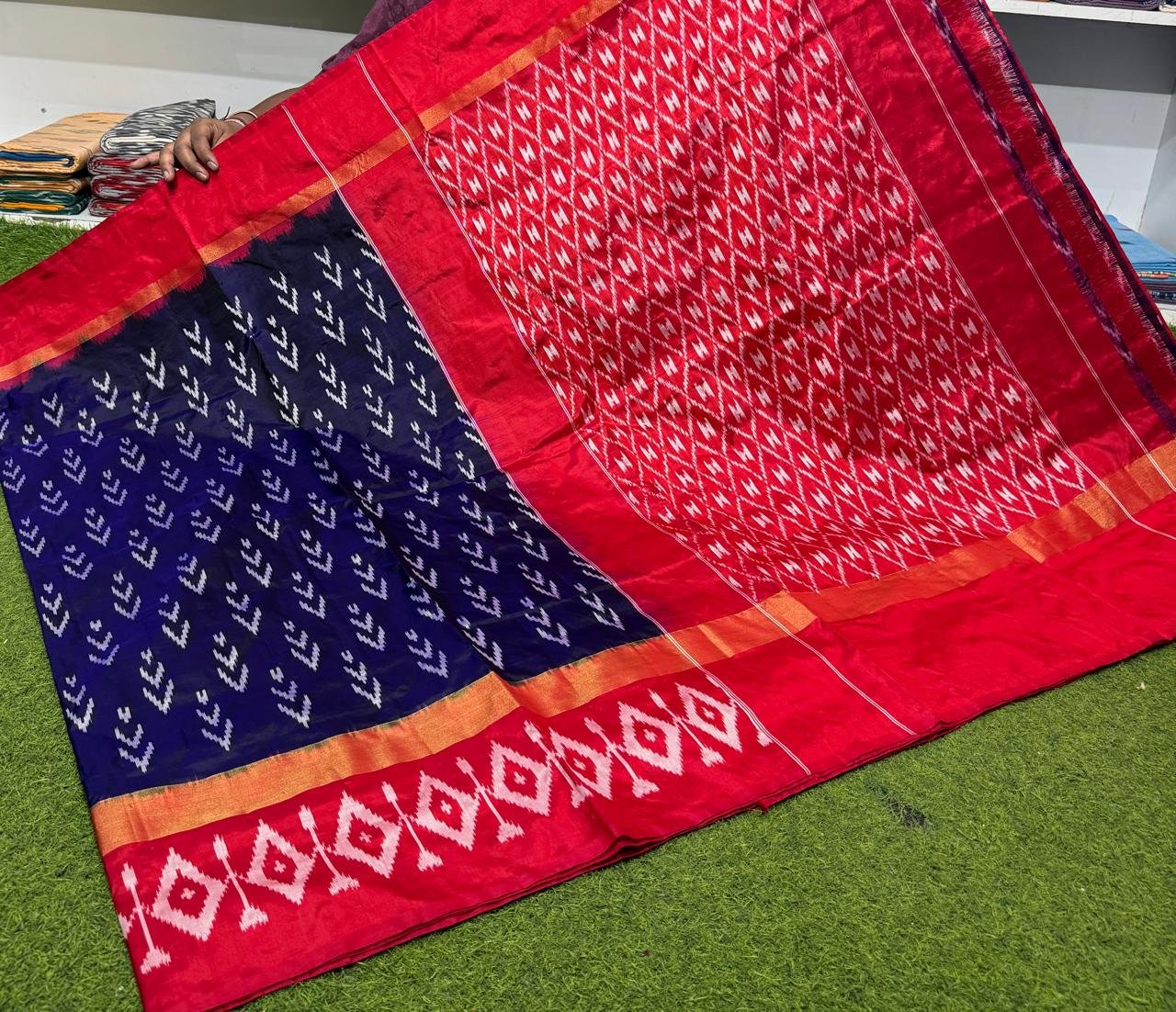 Lightweight Ikat Silk - PSRGO01-LSWBDTZCD-07