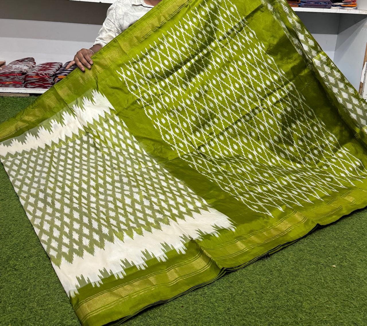 Lightweight Ikat Silk - PSRGO01-LSWBDTZCD-24