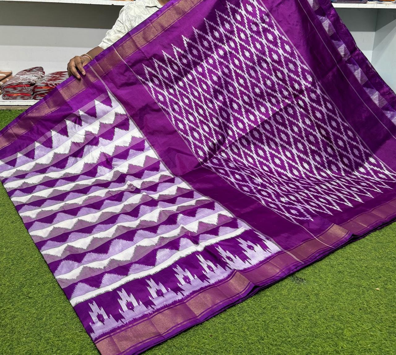 Lightweight Ikat Silk - PSRGO01-LSWBDTZCD-25