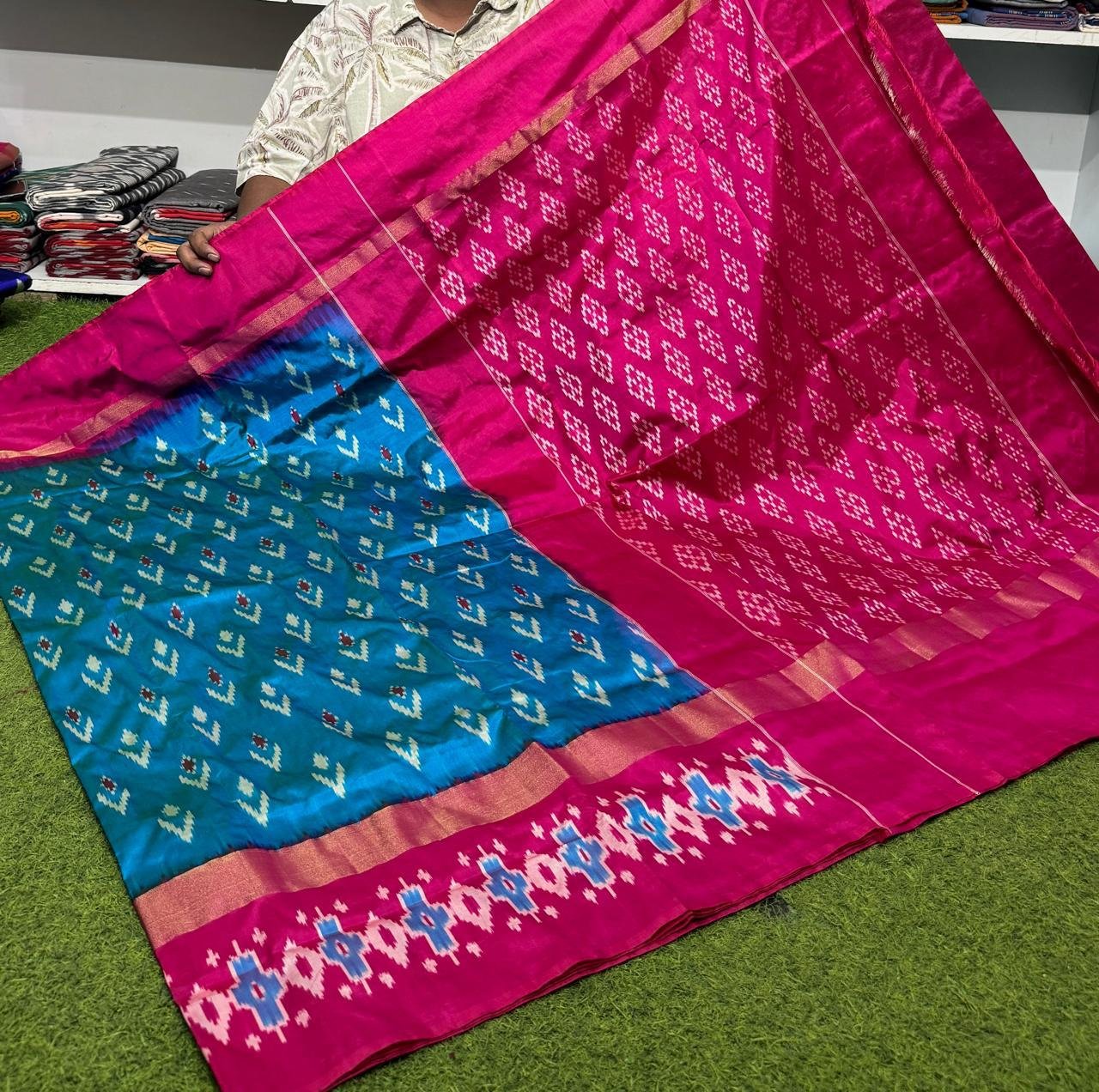 Lightweight Ikat Silk - PSRGO12-LSWBDTZCD-02