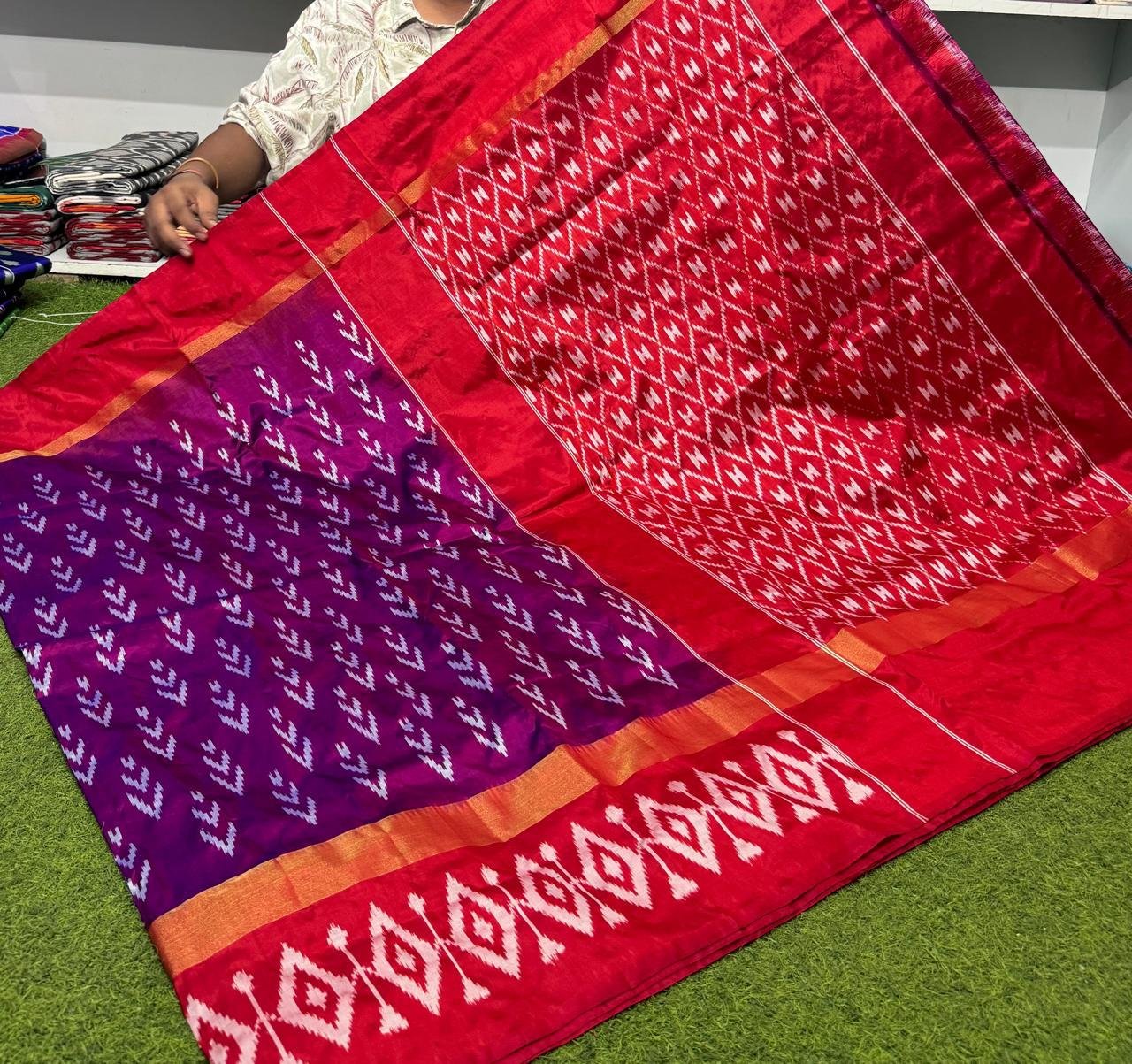 Lightweight Ikat Silk - PSRGO12-LSWBDTZCD-03