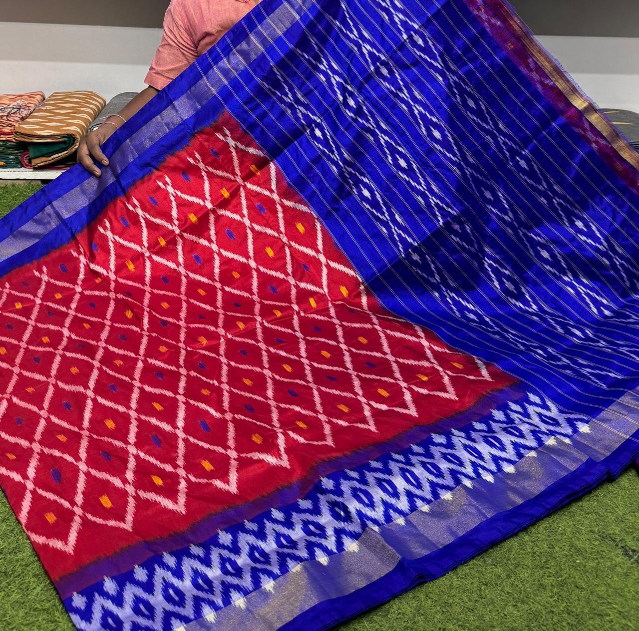 Lightweight Ikat Silk - PSRGO29-LSWBDTFDD-06