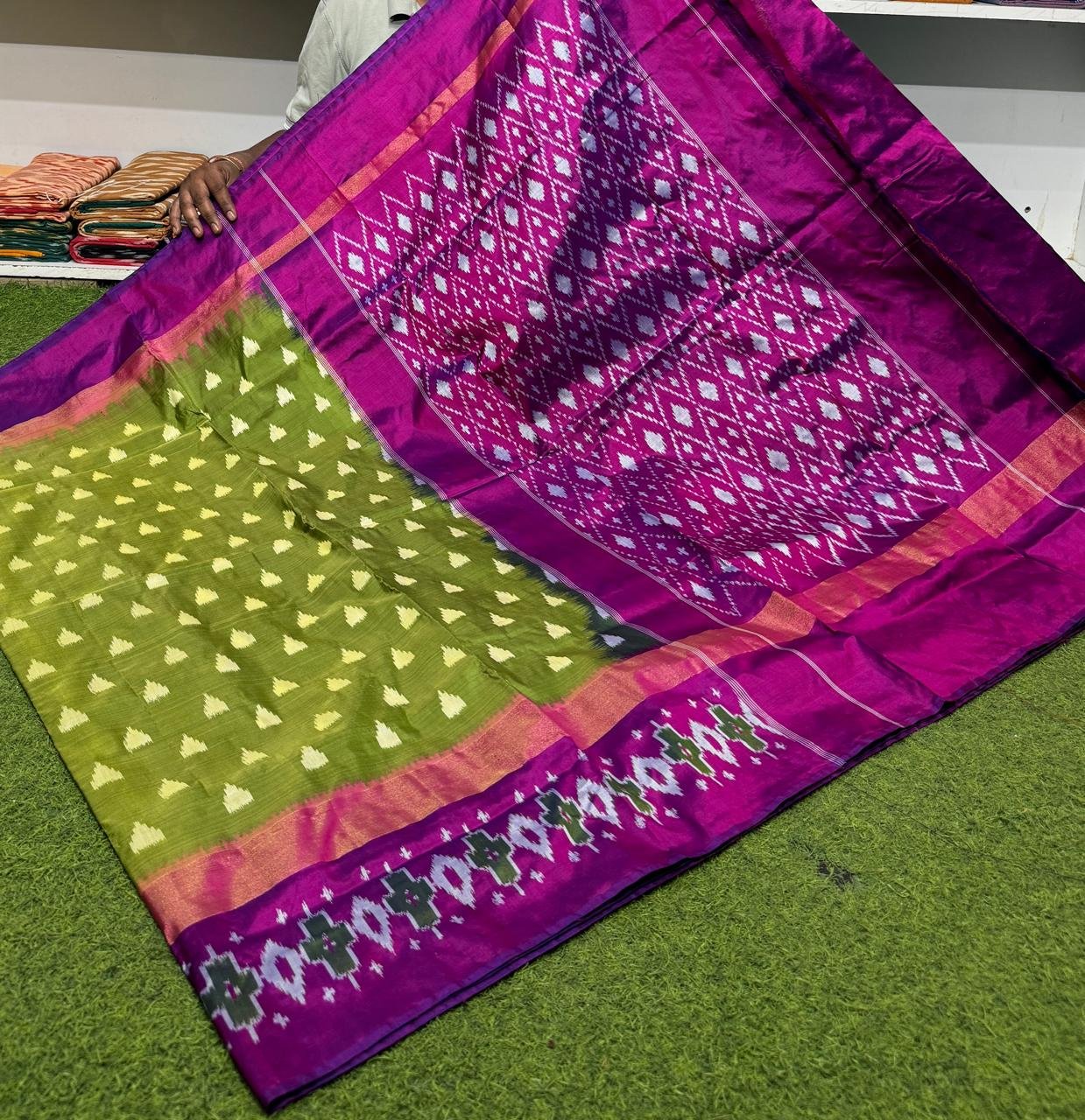 Lightweight Ikat Silk - PSRGO29-LSWBDTFDD-22