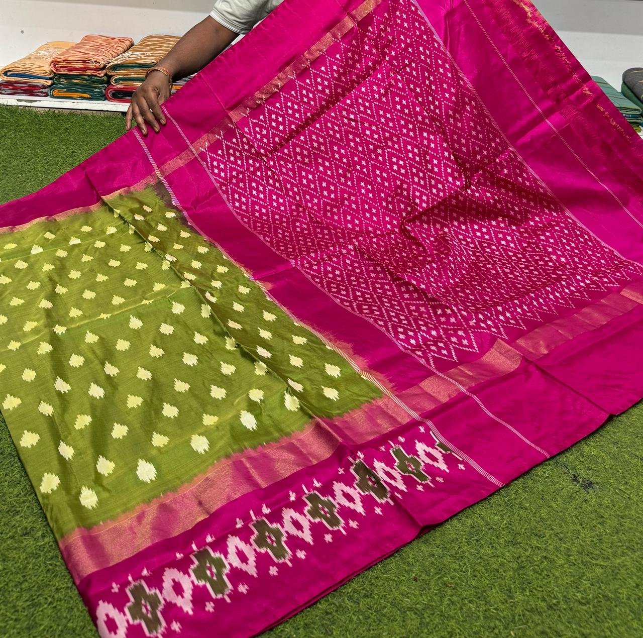 Lightweight Ikat Silk - PSRGO29-LSWBDTFDD-23