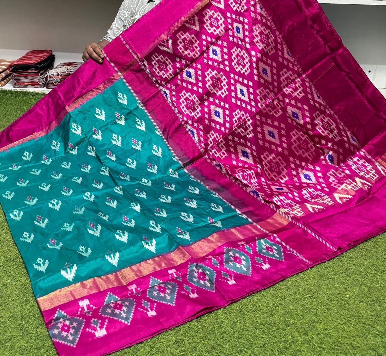 Lightweight Ikat Silk - PSRGS16-LSWBCTZDD-25