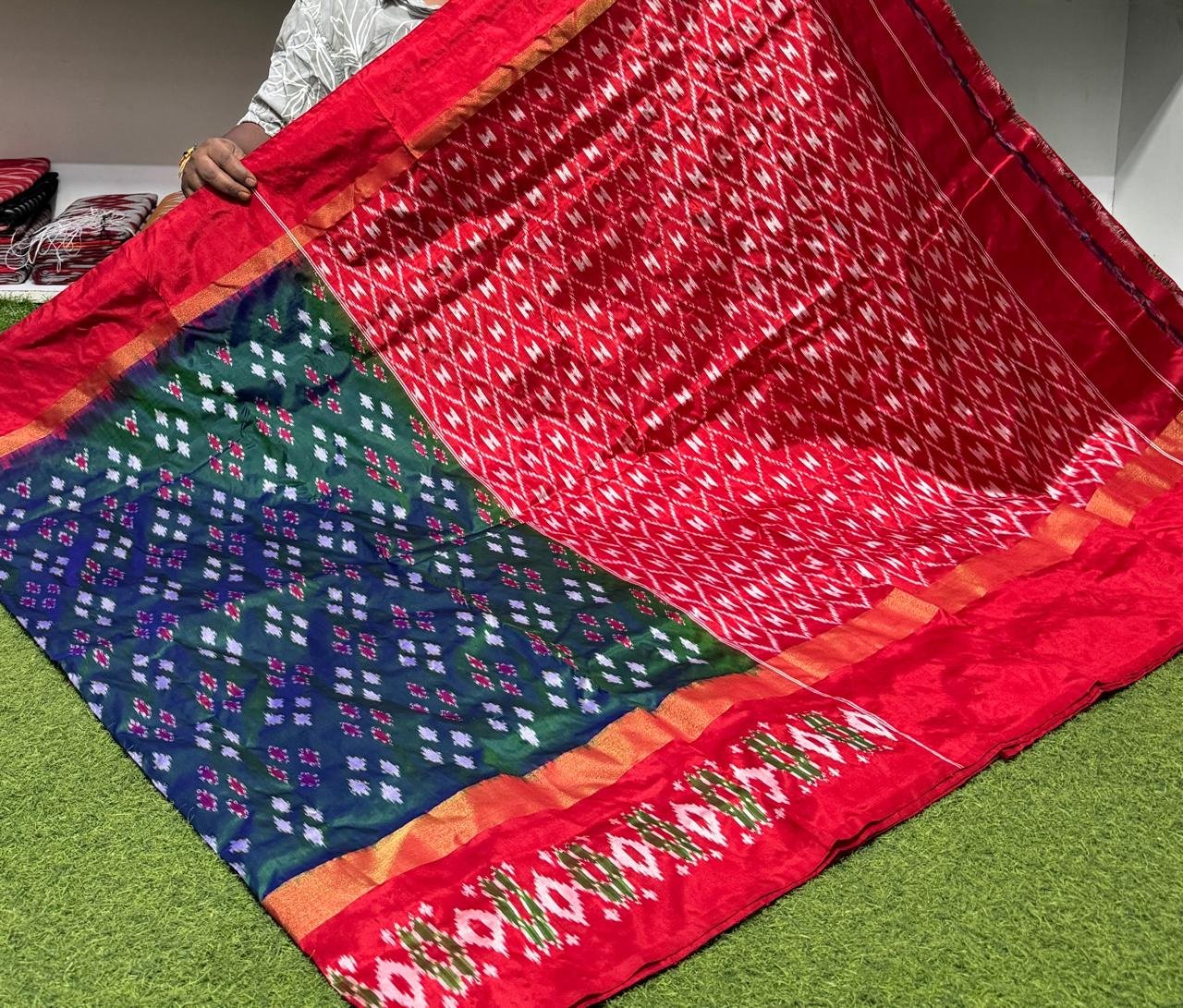 Lightweight Ikat Silk - PSRGS16-LSWBCTZDD-42
