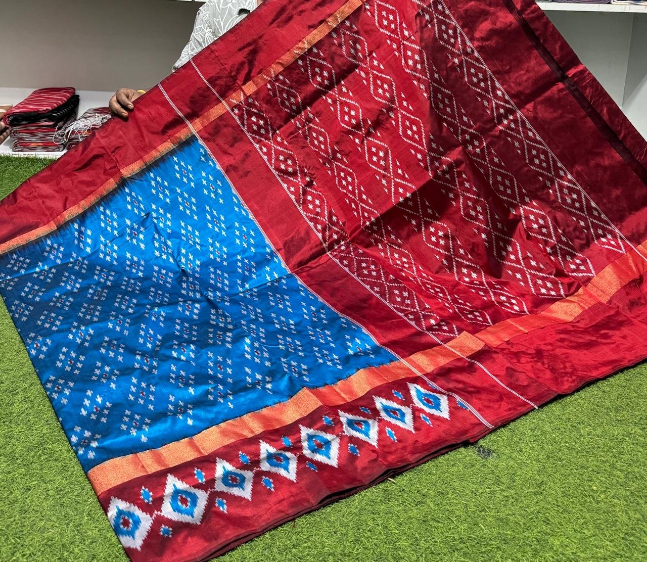Lightweight Ikat Silk - PSRGS24-LSWBCTZDD-05