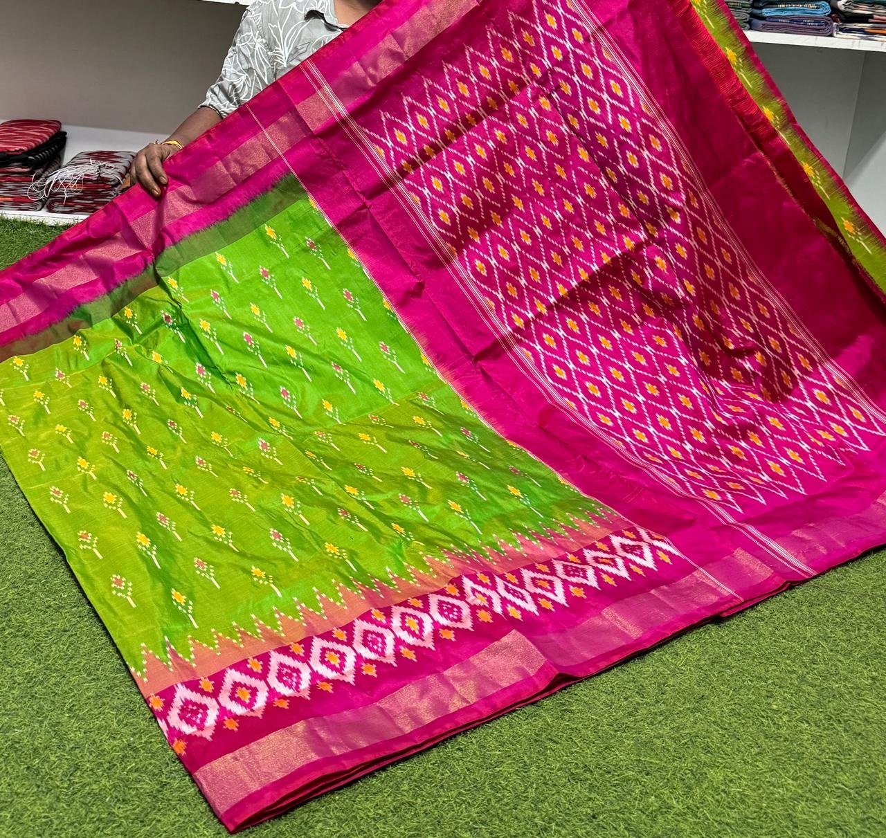 Lightweight Ikat Silk - PSRGS24-LSWBCTZDD-07