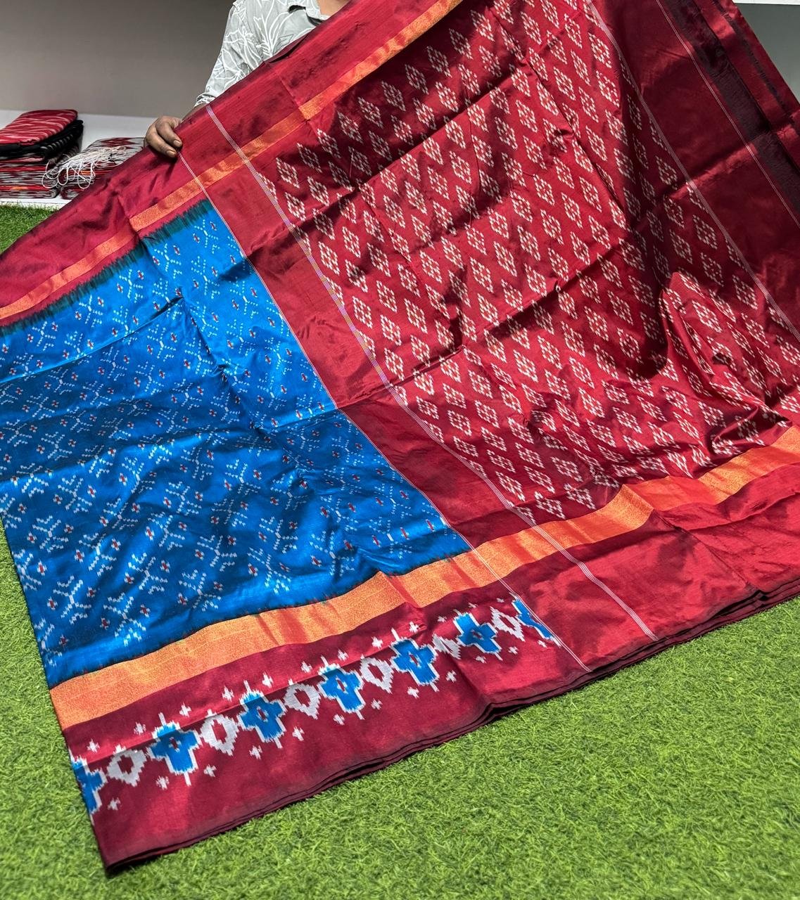 Lightweight Ikat Silk - PSRGS24-LSWBCTZDD-10