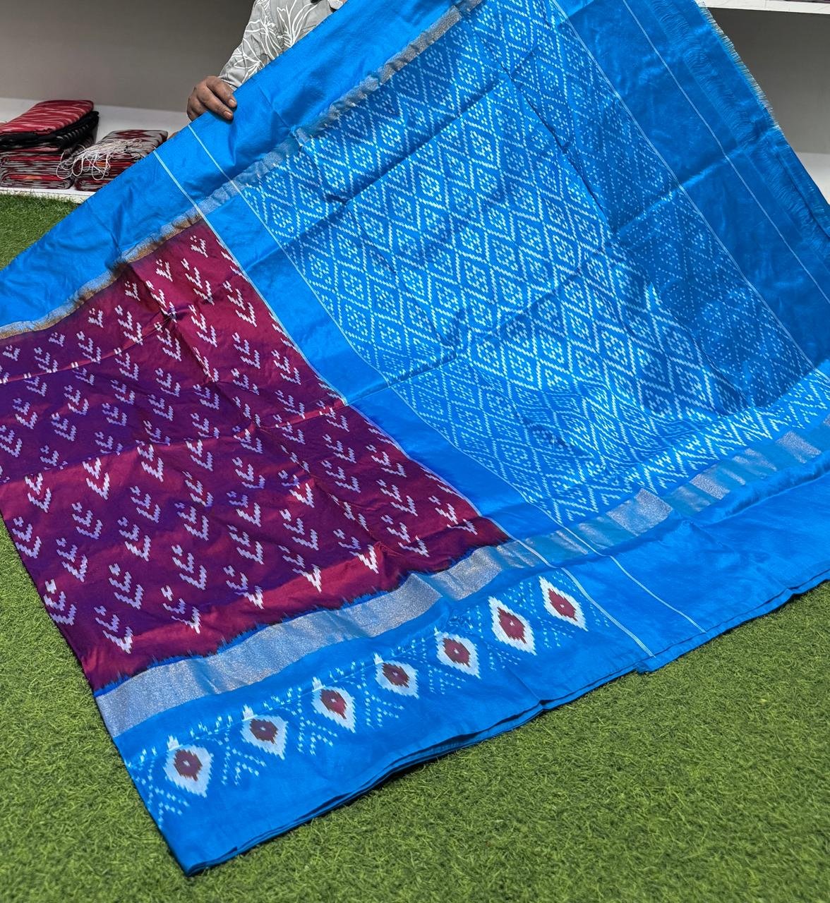 Lightweight Ikat Silk - PSRGS24-LSWBCTZDD-16