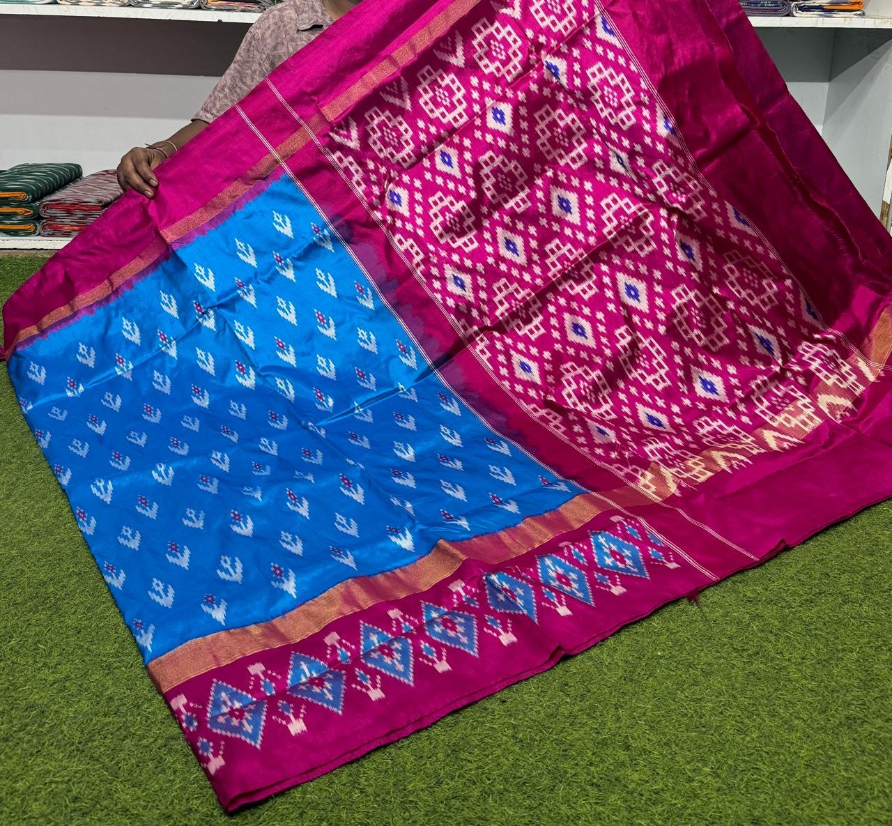 Lightweight Ikat Silk - PSRGS24-LSWBCTZDD-24