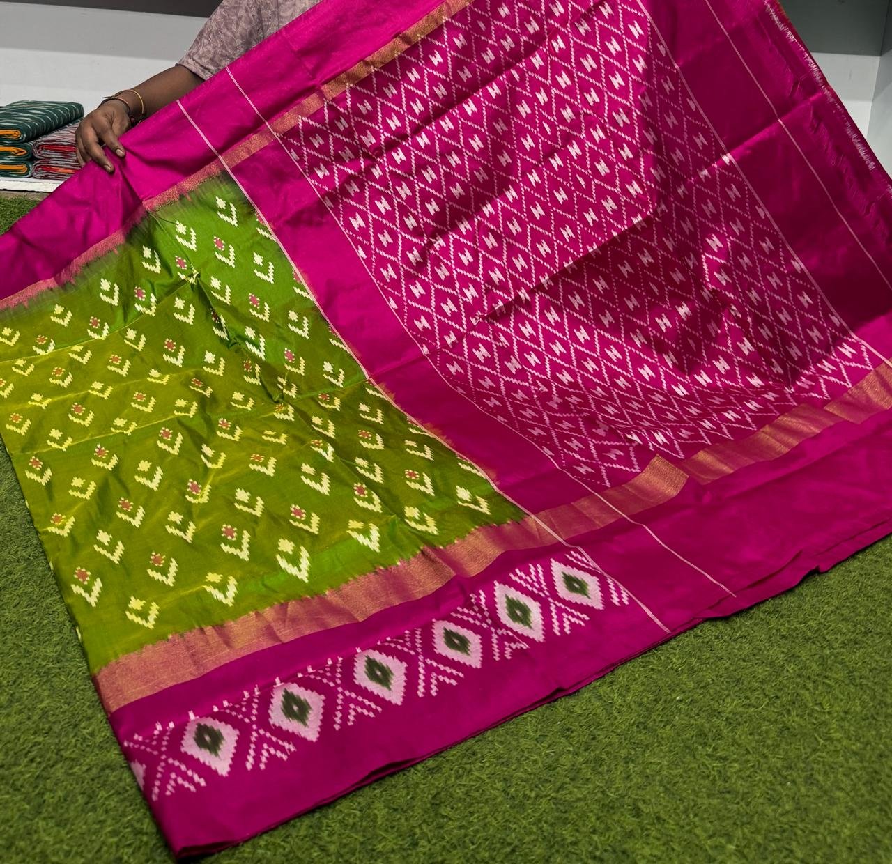 Lightweight Ikat Silk - PSRGS24-LSWBCTZDD-27