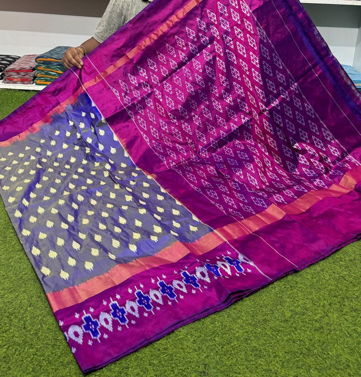 Lightweight Ikat Silk - PSRGS24-LSWBCTZDD-42