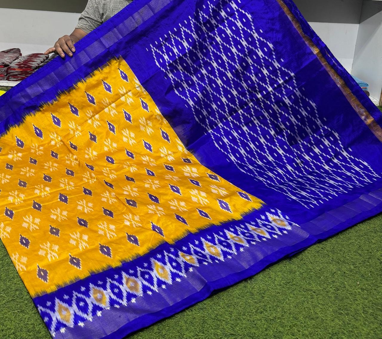 Lightweight Ikat Silk - PSRGS24-LSWBCTZDD-66