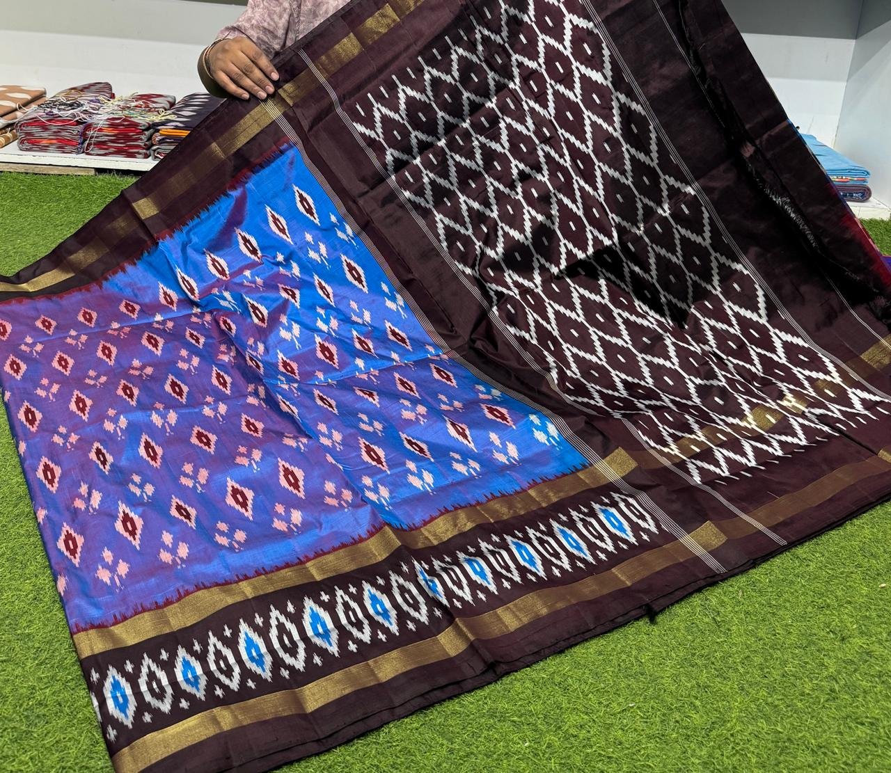Lightweight Ikat Silk - PSRGS29-LSWBCTZCD-02