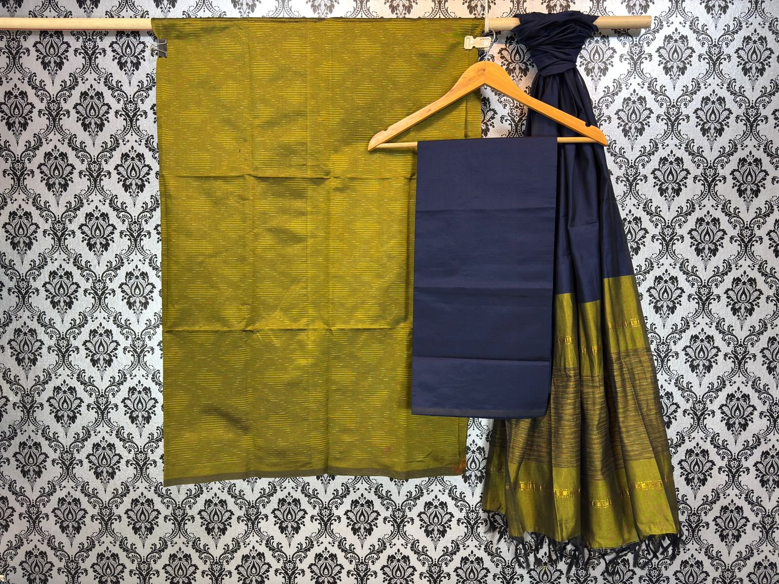 Salwar Set - PKHSL04-SCSMDCNSC-22
