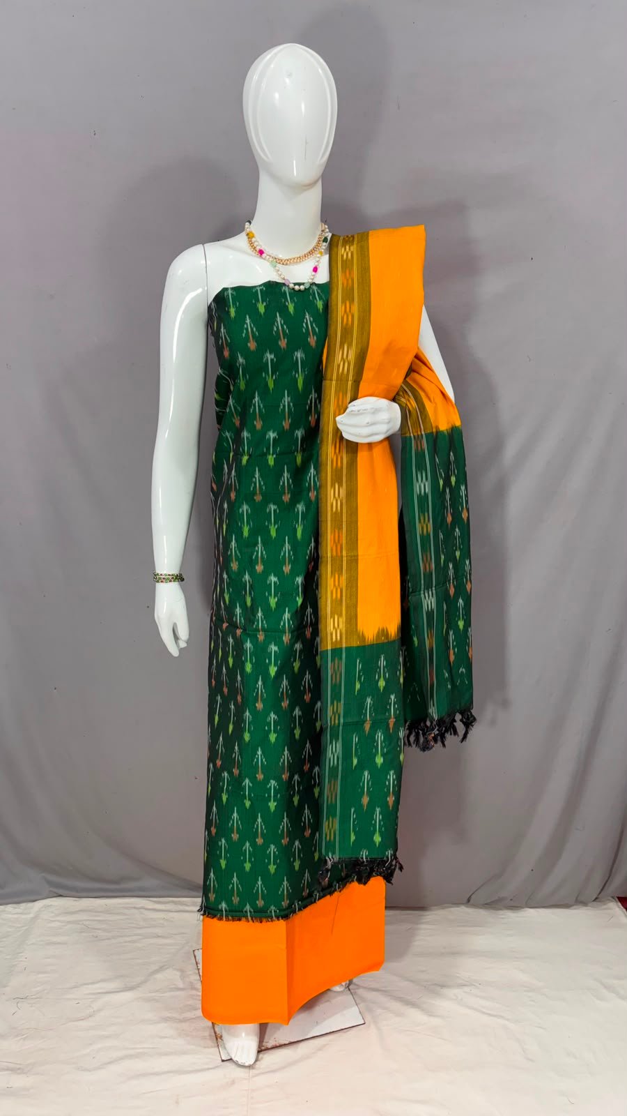 Salwar Set - PKHSL08-SCSMCISSD-33