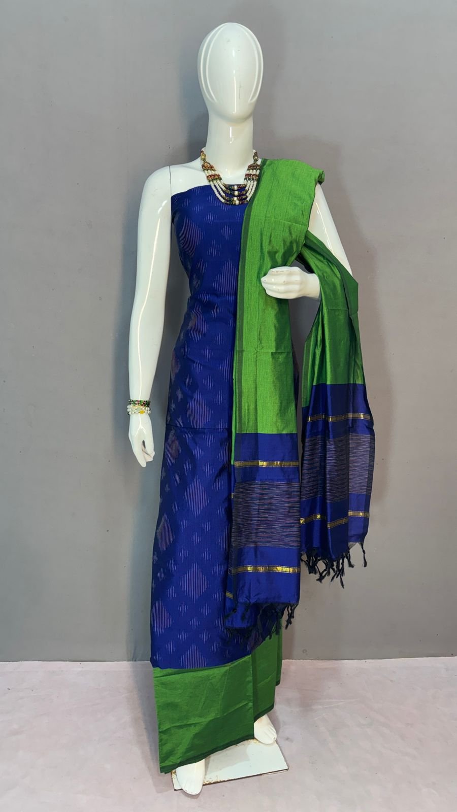 Salwar Set - PKHSS15-SCSMDIDCD-01