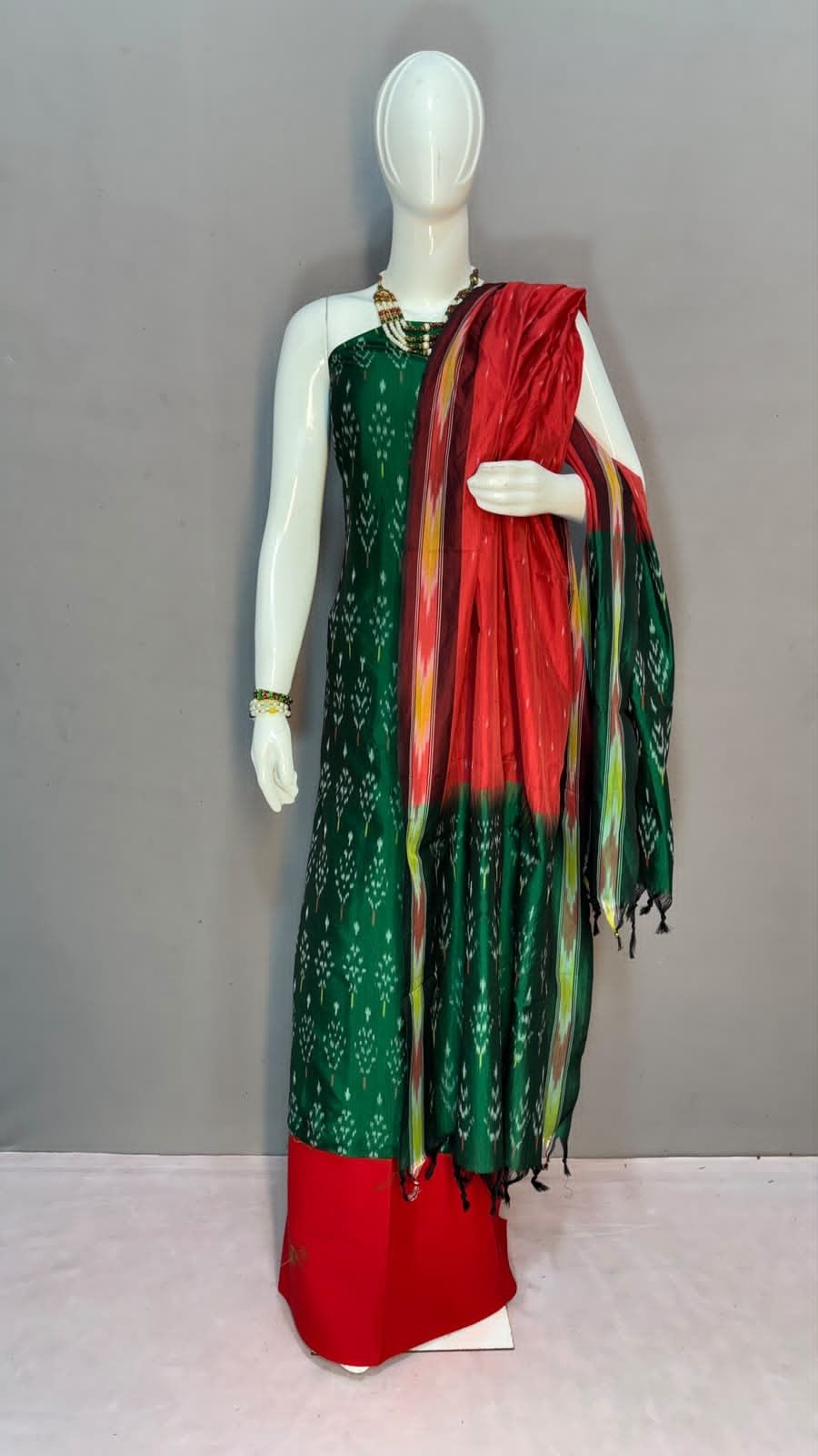 Salwar Set - PKHSS18-SCSMCISSC-01
