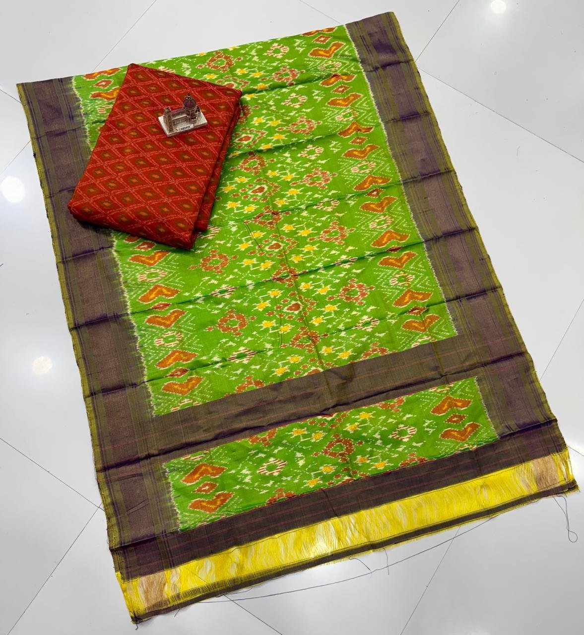 Salwar Set - PSDHS06-SDSTDFSCD-04