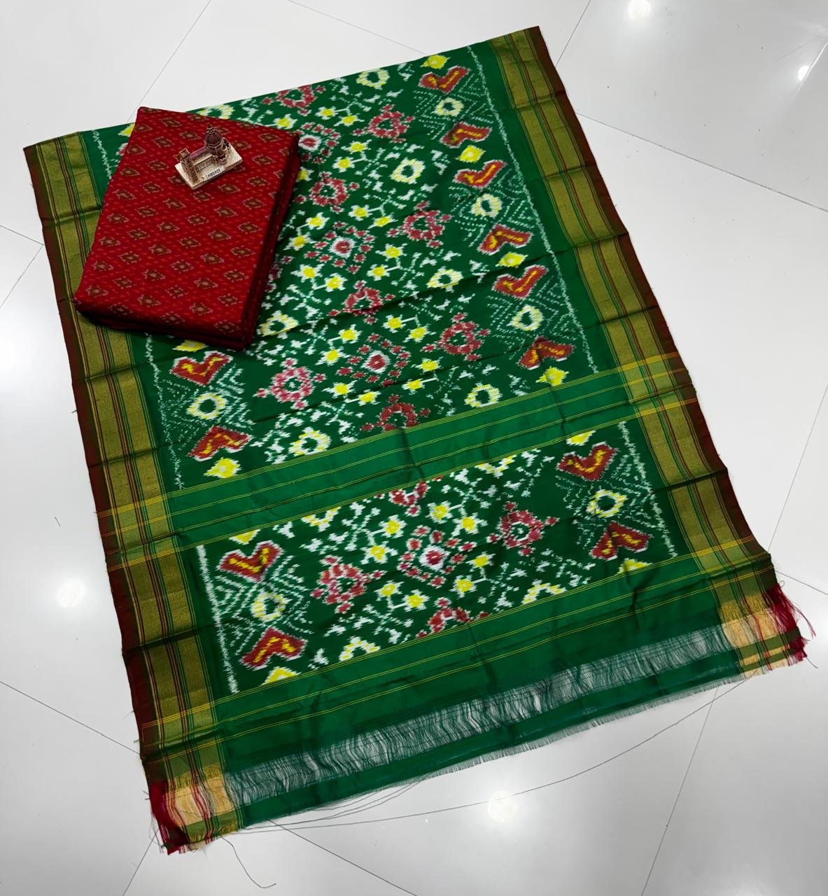 Salwar Set - PSDHS06-SDSTDFSCD-18