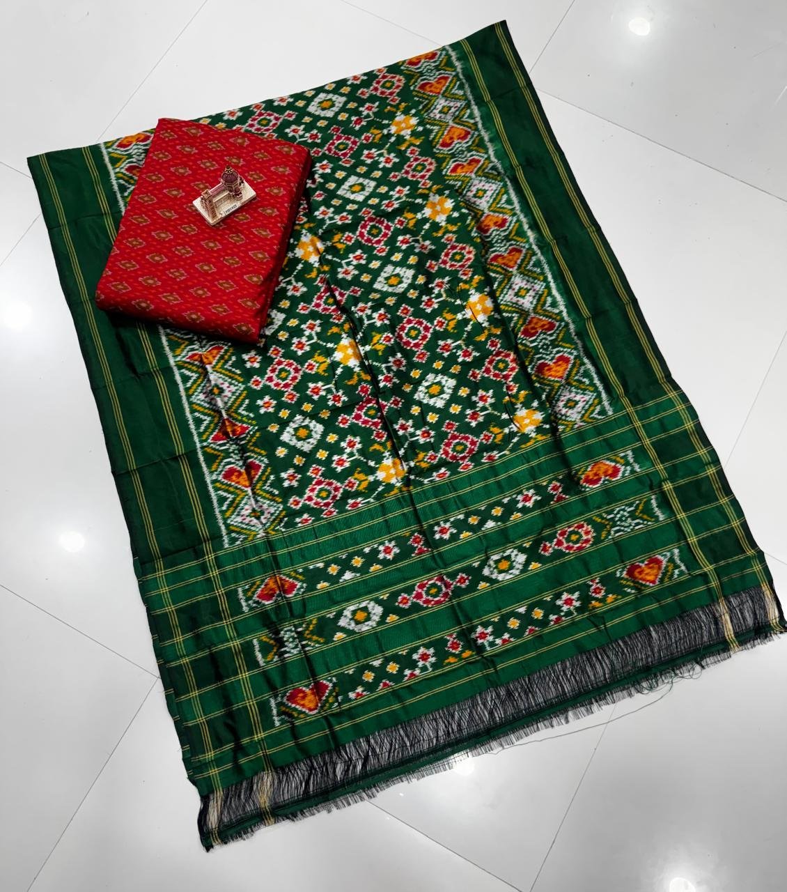Salwar Set - PSDHS06-SDSTDFSCD-19