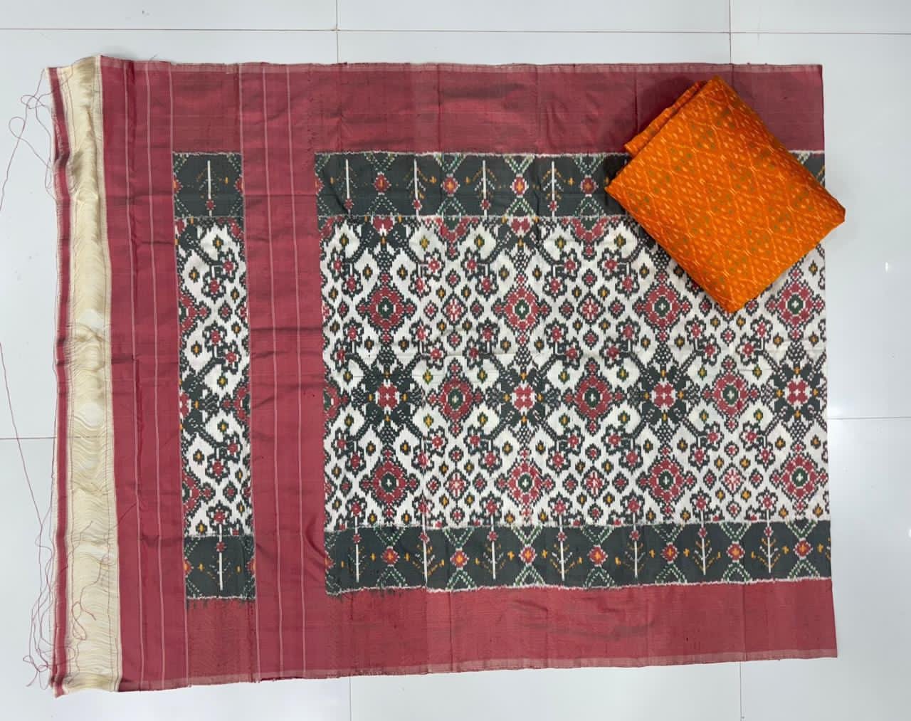 Salwar Set - PSDHY27-SDSTCFFCD-17