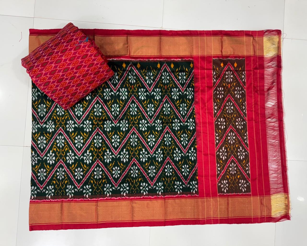 Salwar Set - PSDHY27-SDSTCFFCD-23