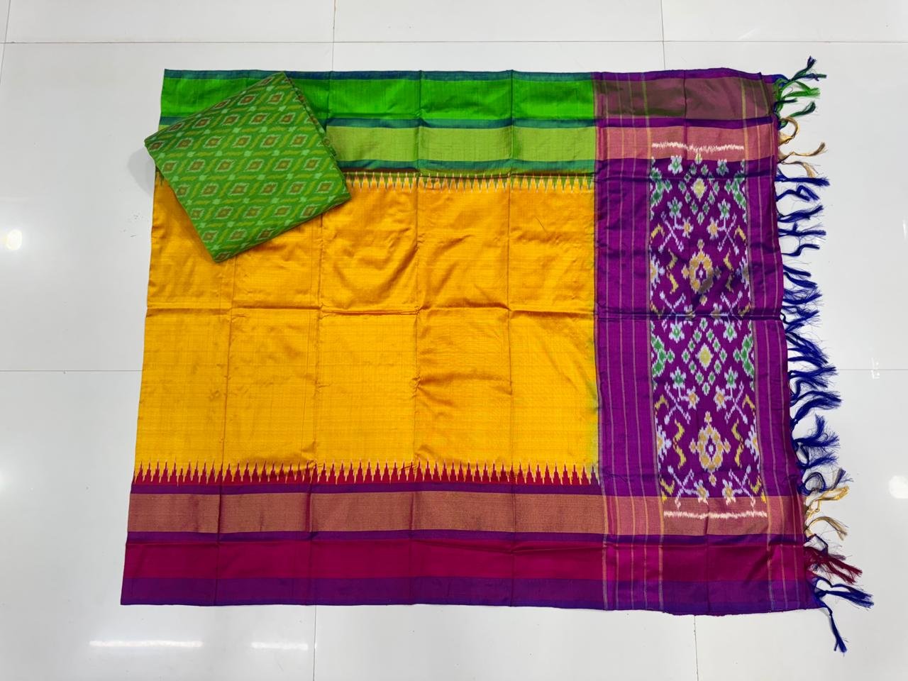 Salwar Set - PSDHY27-SDSTCFFCD-33