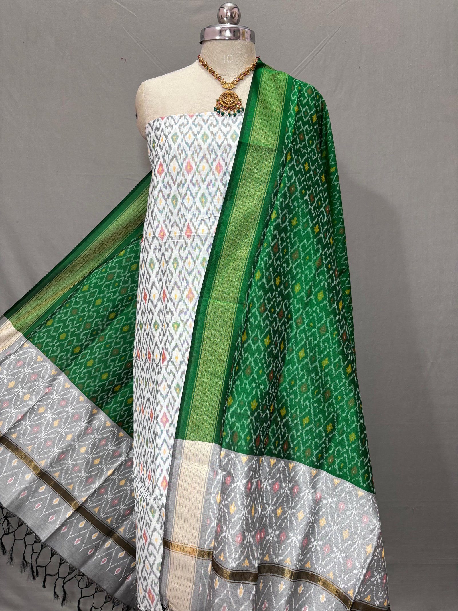 Salwar Set - PSSIG27-SCDTDEESC-03