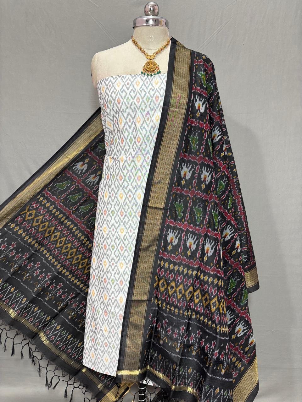 Salwar Set - PSSIG27-SCDTDEESC-16