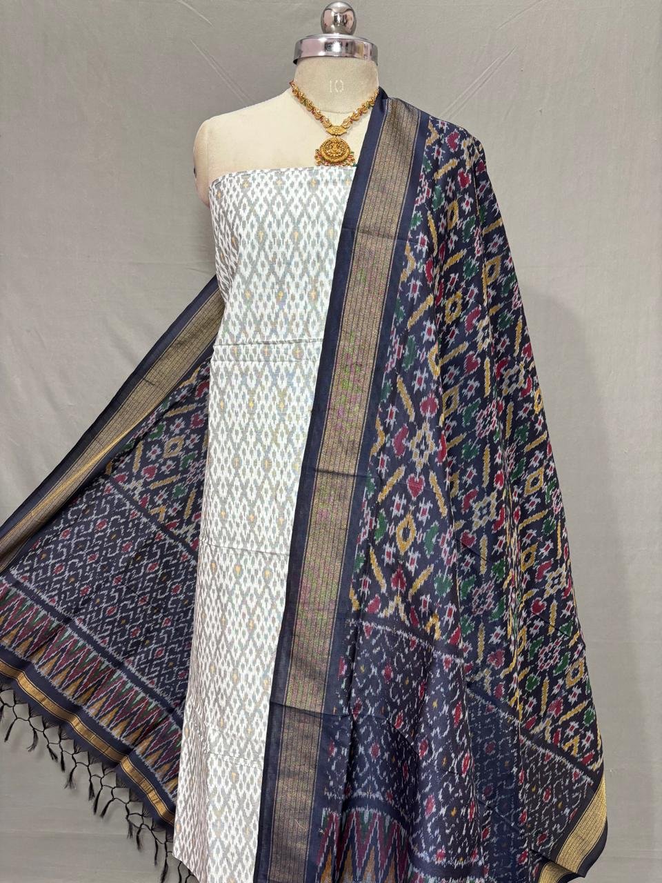 Salwar Set - PSSIG27-SCDTDEESC-62