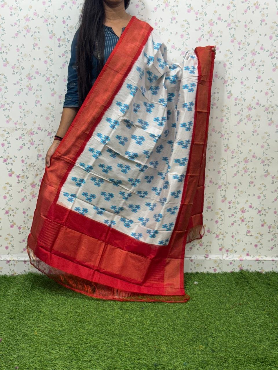 Silk Dupatta - PSDHY13-ISDPDECDC-92