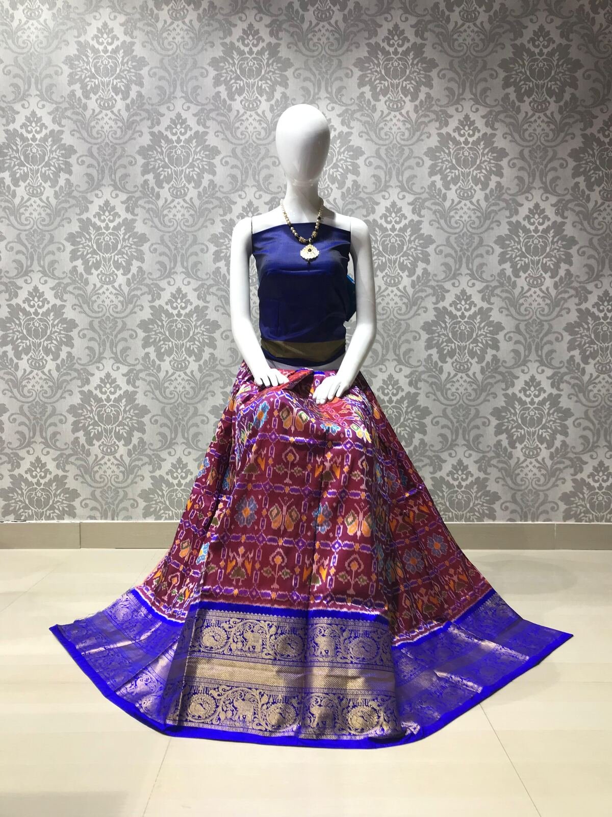 Silk Lehenga - PLXHG05-FSLGDNCDC-01