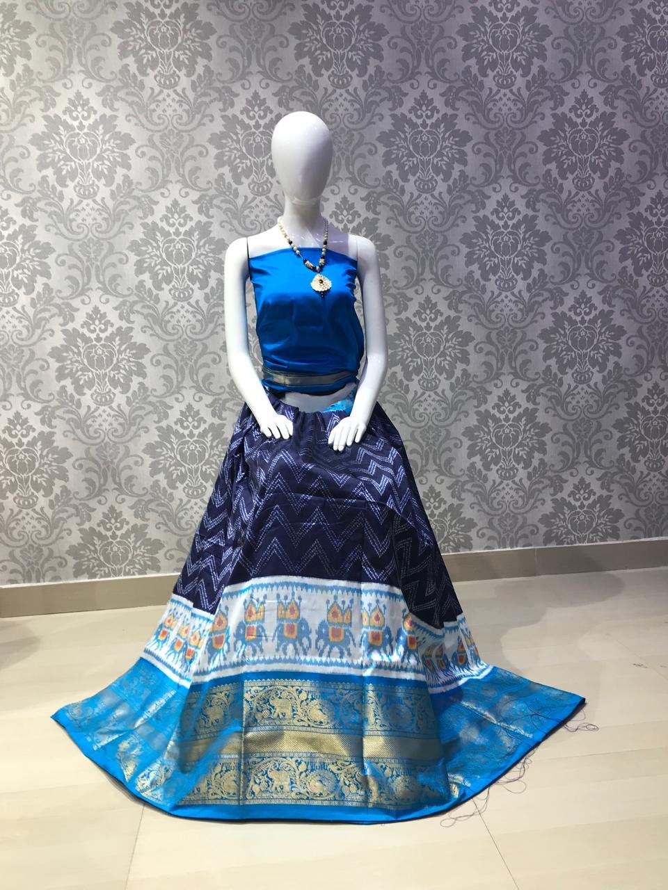 Silk Lehenga - PLXHG05-FSLGDNCDC-02
