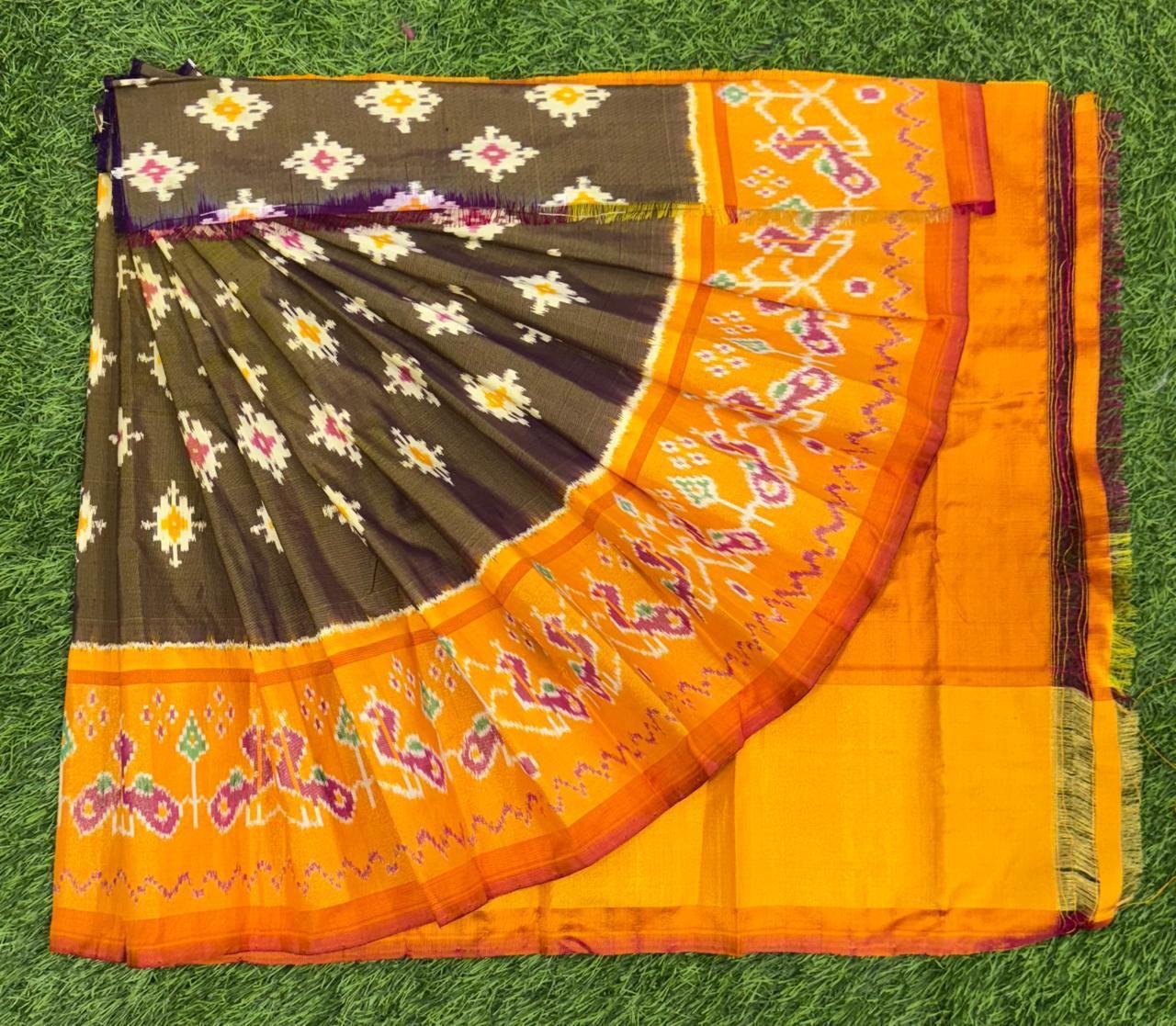 Silk Lehenga - PSDHO22-ZSLGDZDCD-18
