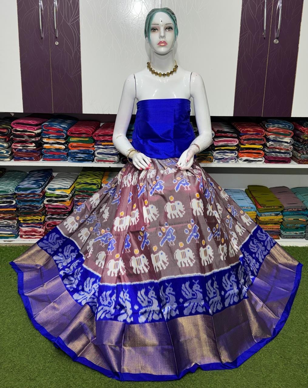 Silk Lehenga - PSRGY18-FSLGDSZDC-05