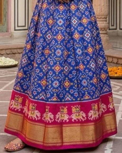 Silk Lehenga - PSSIG09-FSLGCSSDC-12