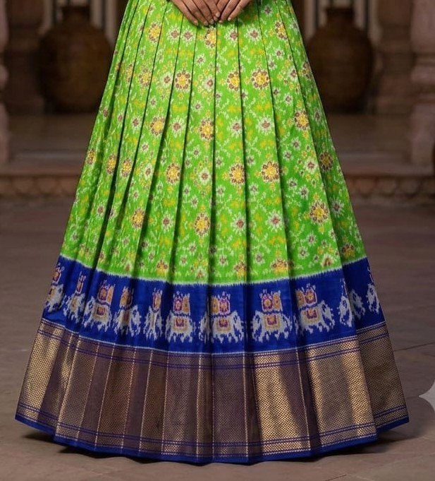 Silk Lehenga - PSSIG16-FSLGCSSDC-08
