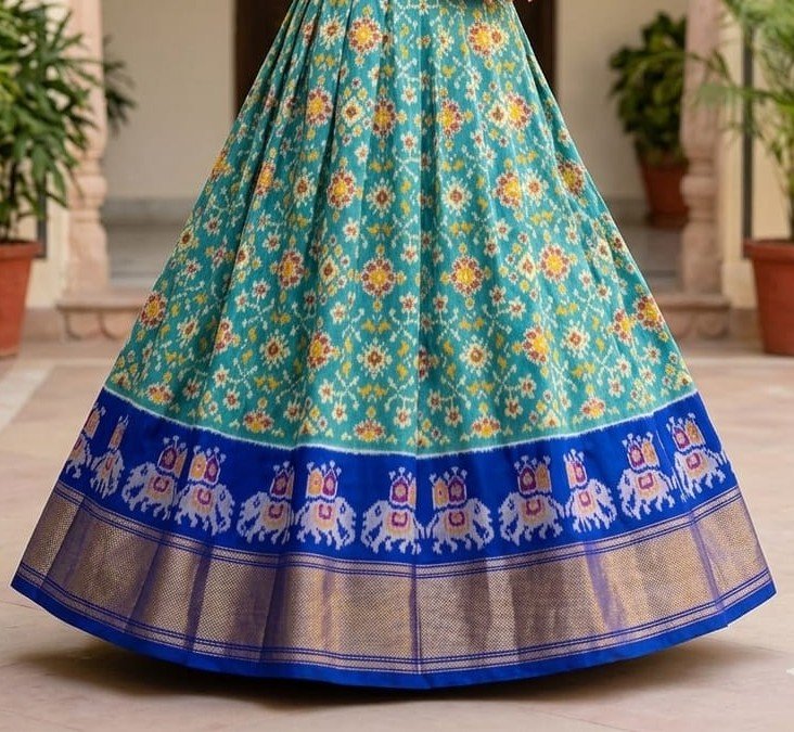 Silk Lehenga - PSSIL07-FSLGDSSCC-05