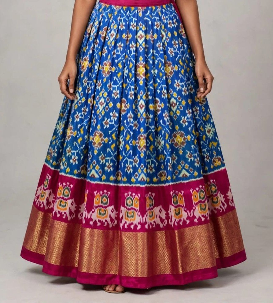 Silk Lehenga - PSSIO04-FSLGDSBDC-07